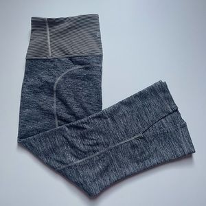 Lululemon Gather & Crow Crop II